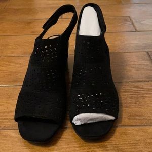 Brand new ortho lite heels by Sonoma…super comfortable not for wide feet!!!